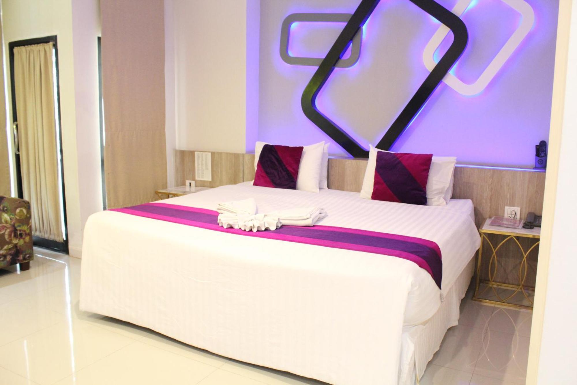 Phitsanulok United Hotel Luaran gambar