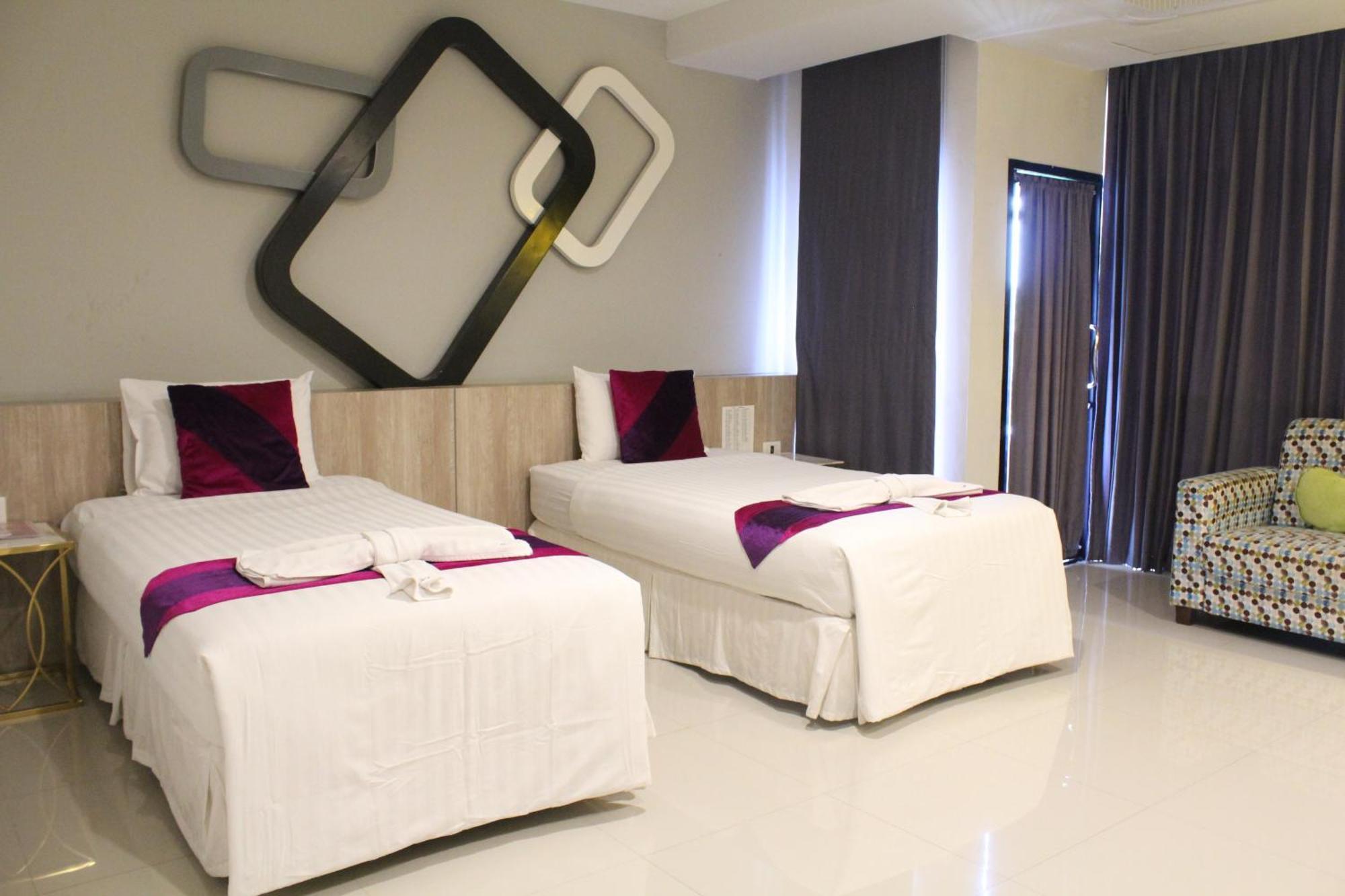 Phitsanulok United Hotel Luaran gambar