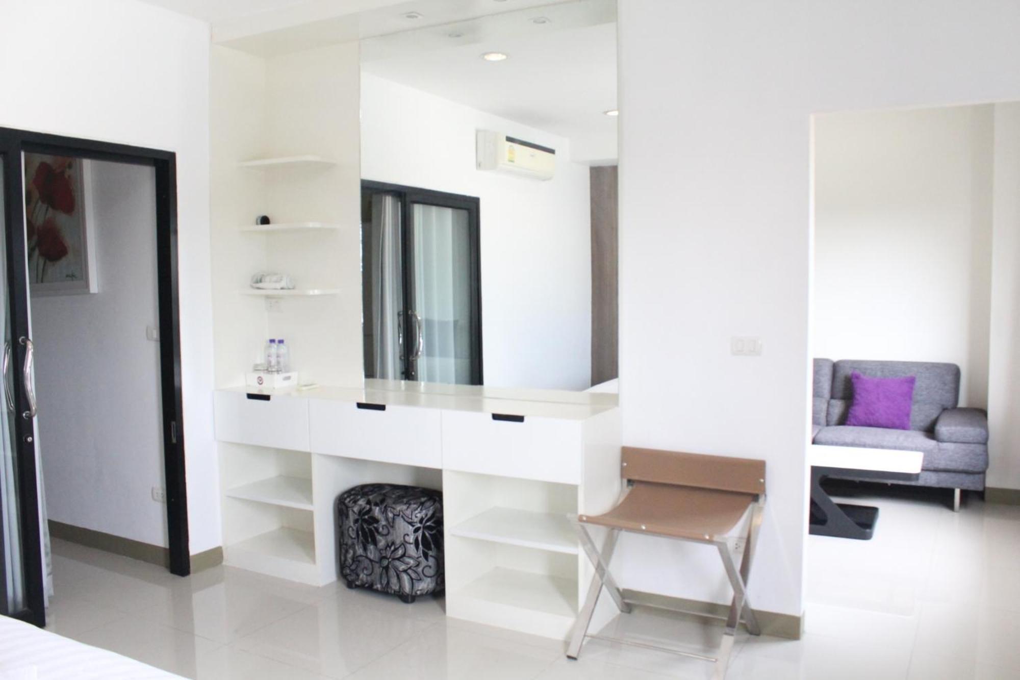 Phitsanulok United Hotel Luaran gambar
